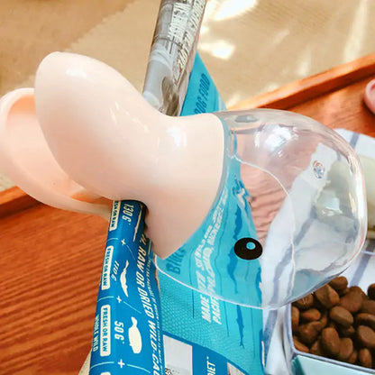 Easy-Scoop Pet Spoon