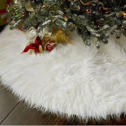 Elegant White Plush Holiday Tree Skirt