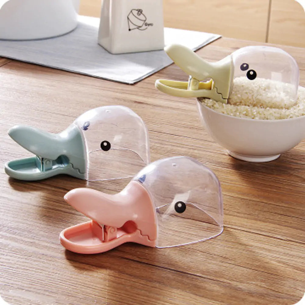 Easy-Scoop Pet Spoon